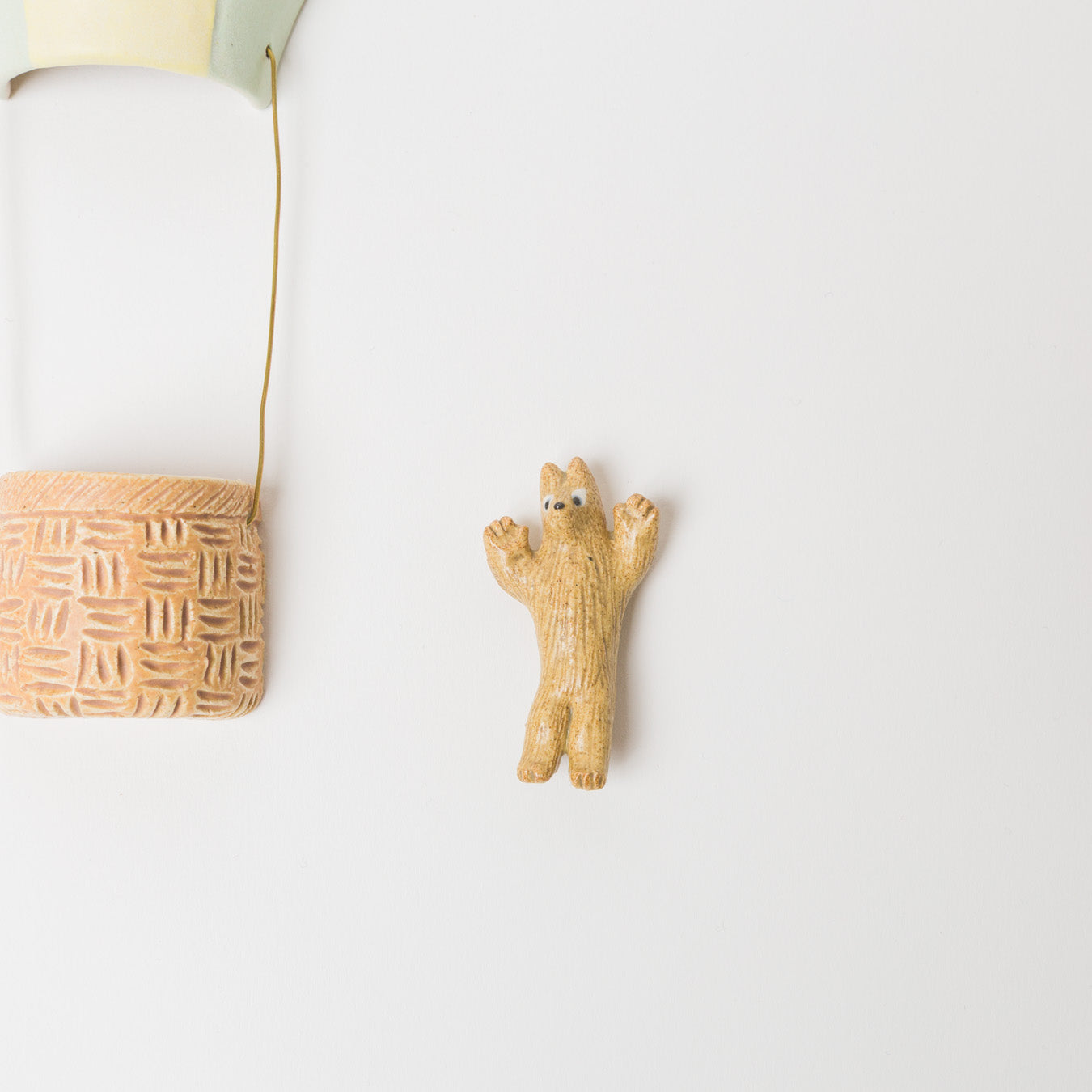 小林由依-壁掛け-気球-2