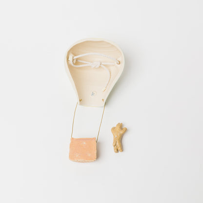 小林由依-壁掛け-気球-2