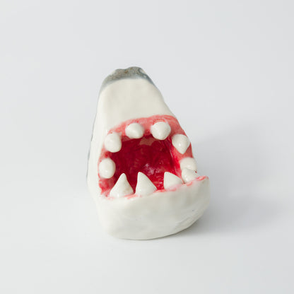 田川亞希-サメ花器-2