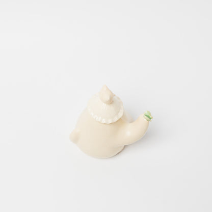 森はるか-おすわりねこのオブジェ-蝶-1