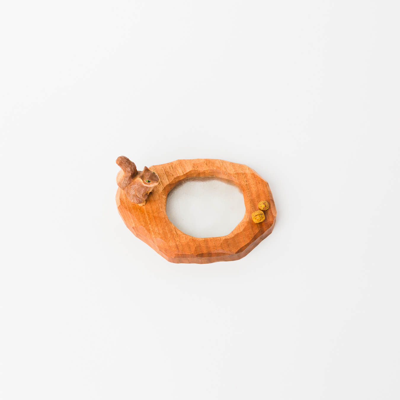 kitona-湖畔オブジェ-りす