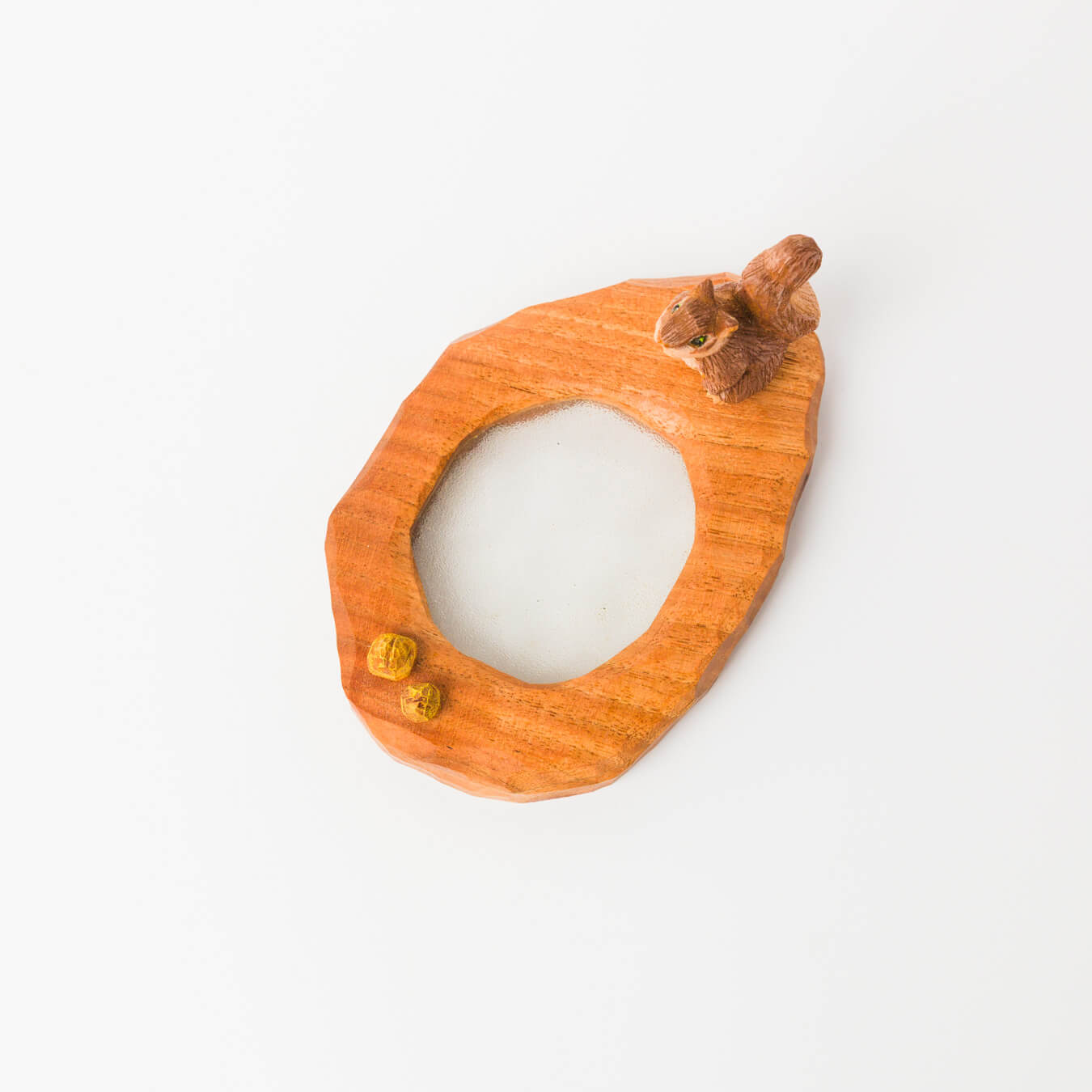 kitona-湖畔オブジェ-りす