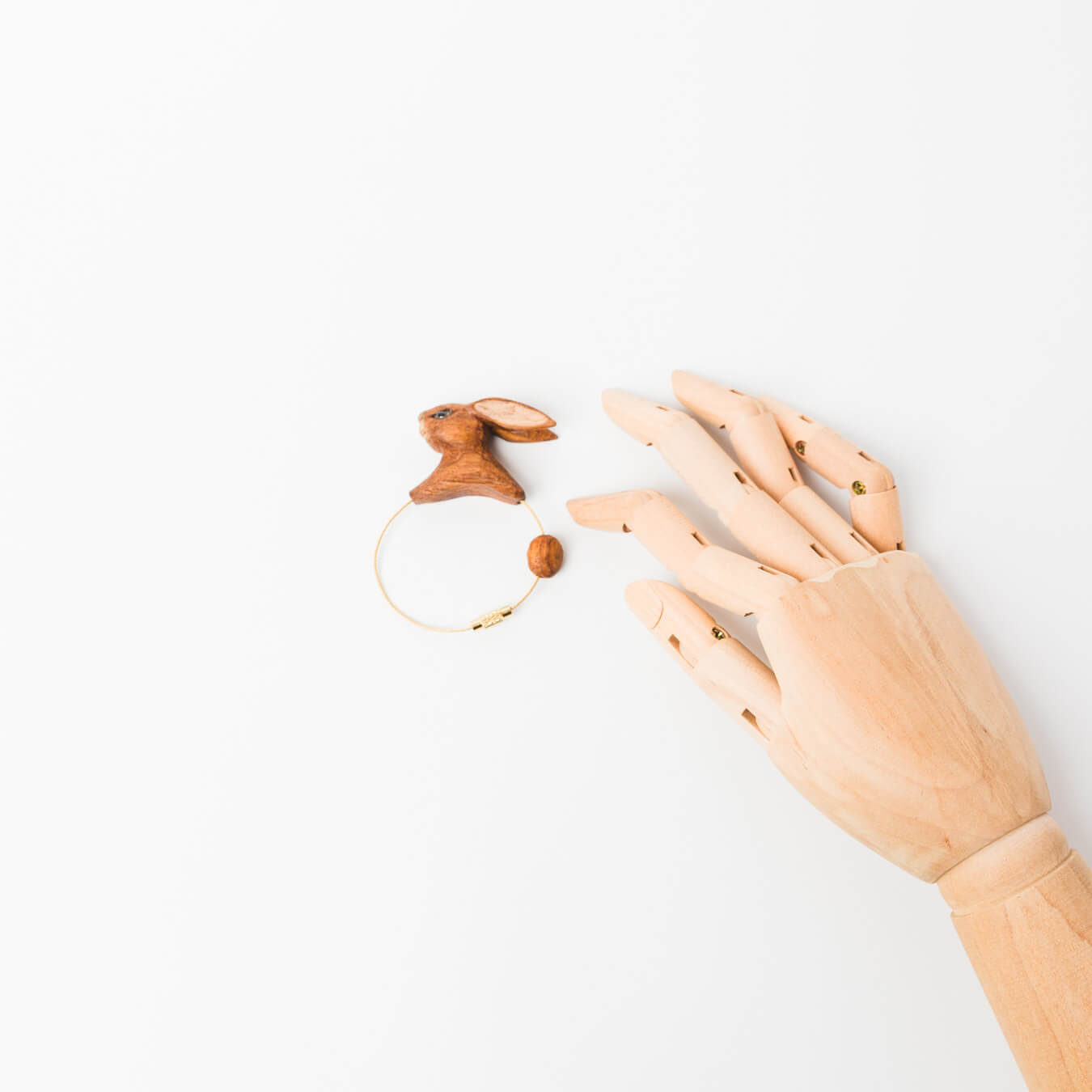 kitona-黒うさぎトルソーキーホルダー-2