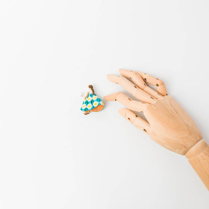 kitona-ブローチ-パールガール-2