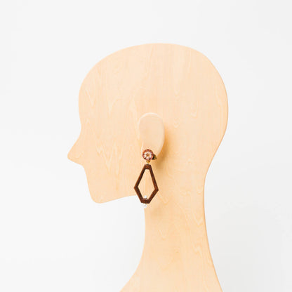 kitona-耳飾り-花と多角形-ブラック-イヤリング