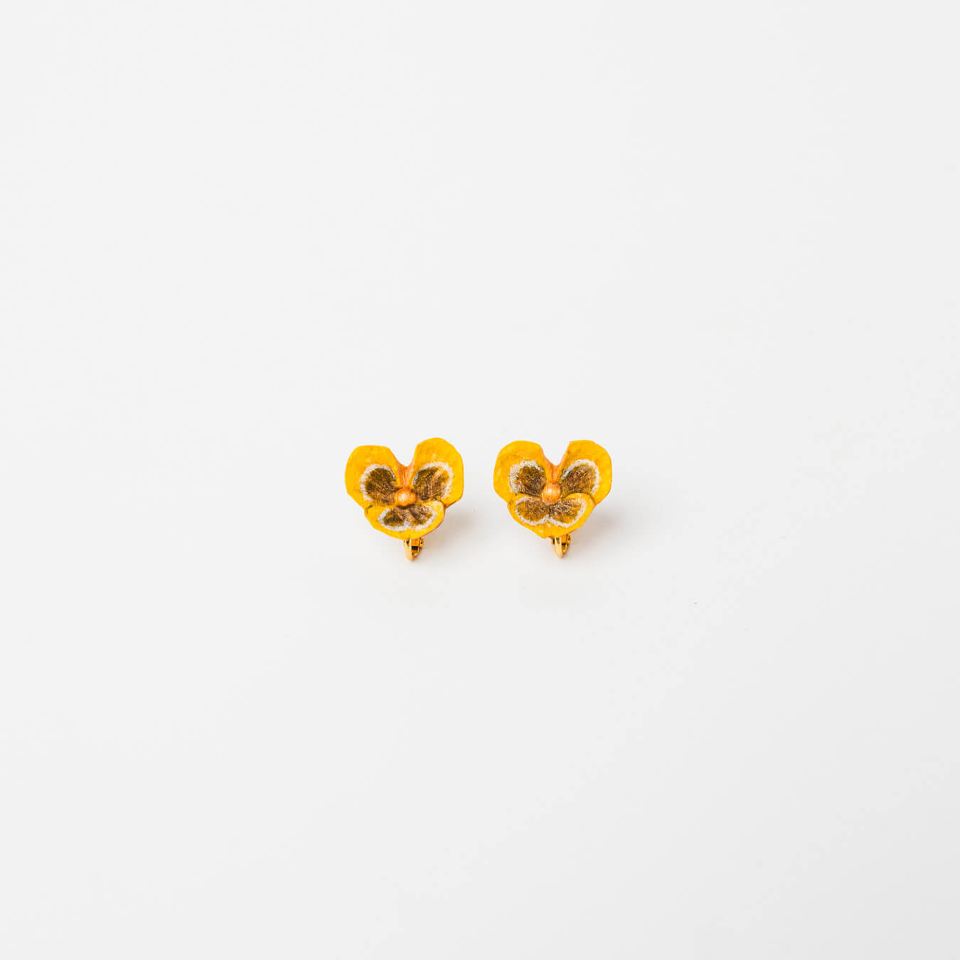 kitona-耳飾り-パンジー-イエロー-イヤリング