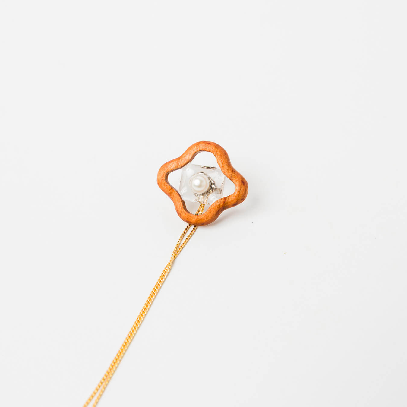 kitona-【片耳】花と樹脂-ナチュラル-ピアス/イヤリング