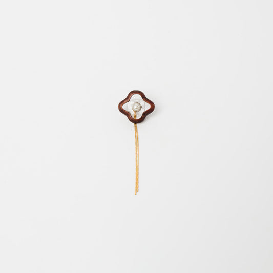 kitona-【片耳】花と樹脂-ブラック-ピアス