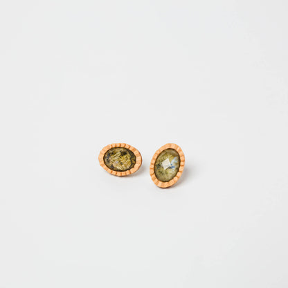 kitona-耳飾り-プリーツフラワーL-ラブラドライト+水晶-ピアス/イヤリング