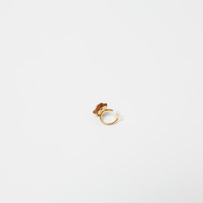 kitona-ミニ花イヤカフ-木ビーズホワイト