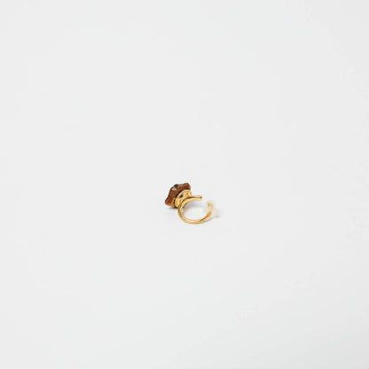 kitona-ミニ花イヤカフ-木ビーズブラック