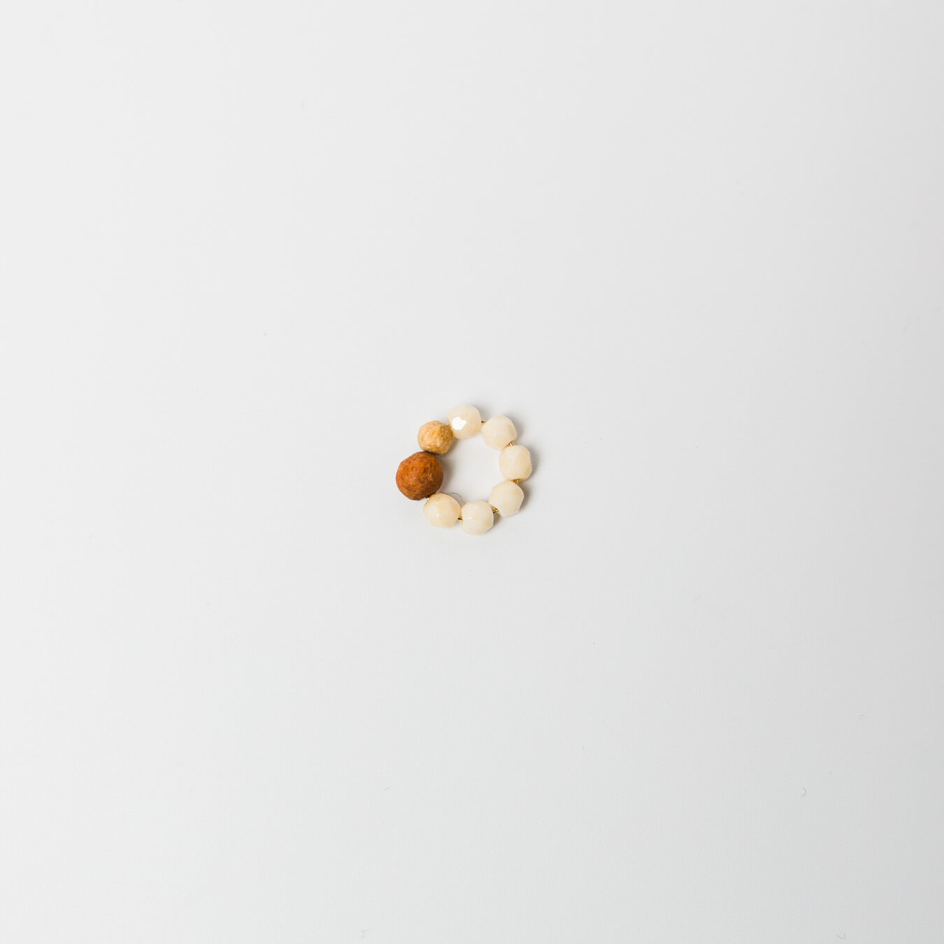 kitona-森の湖畔イヤカフ-ホワイト-2