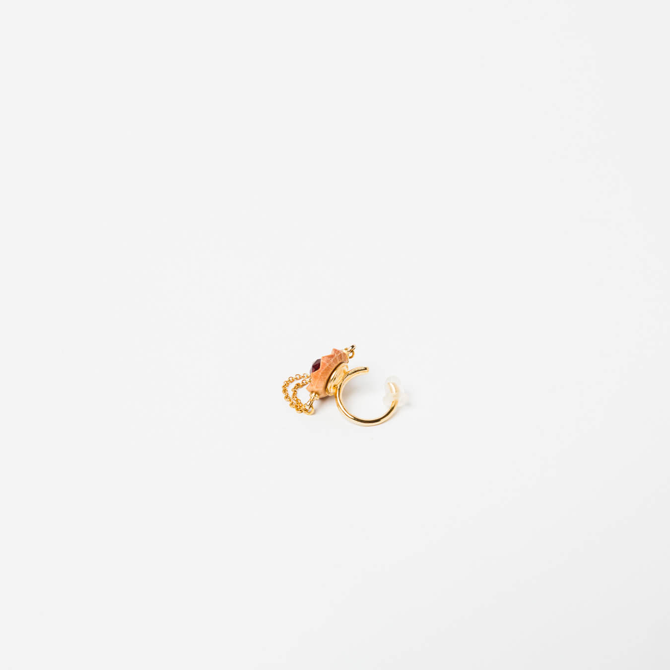 kitona-イヤカフ-プリーツフラワーSS（チェーン付）-ガーネット