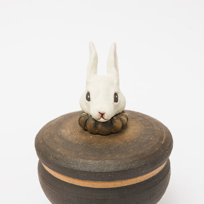 Acne pottery studio-塩つぼ-うさぎ