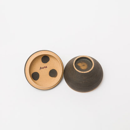 Acne pottery studio-塩つぼ-うさぎ