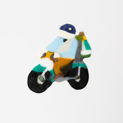 荒井美乃里-ガラスの壁飾り「出前スクーター」