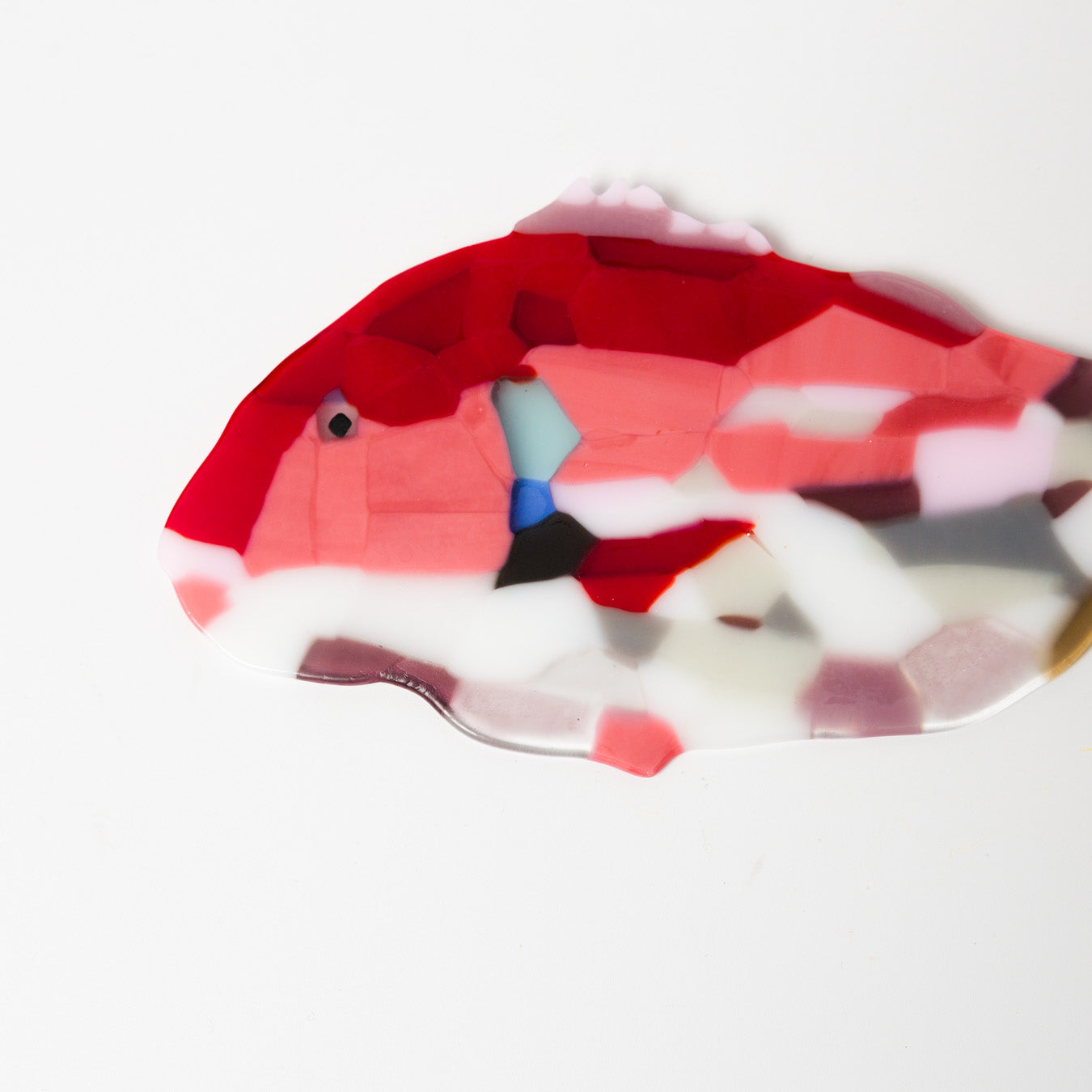 荒井美乃里-ガラスの壁飾り「タイ」