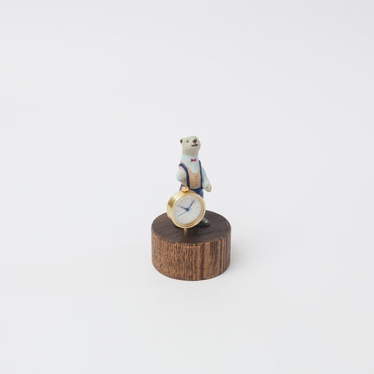 atelier coin-シロクマの置時計-3