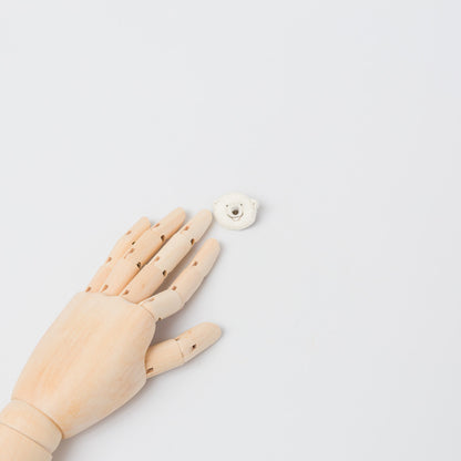 ハルクマ-シロクマフェイスブローチ