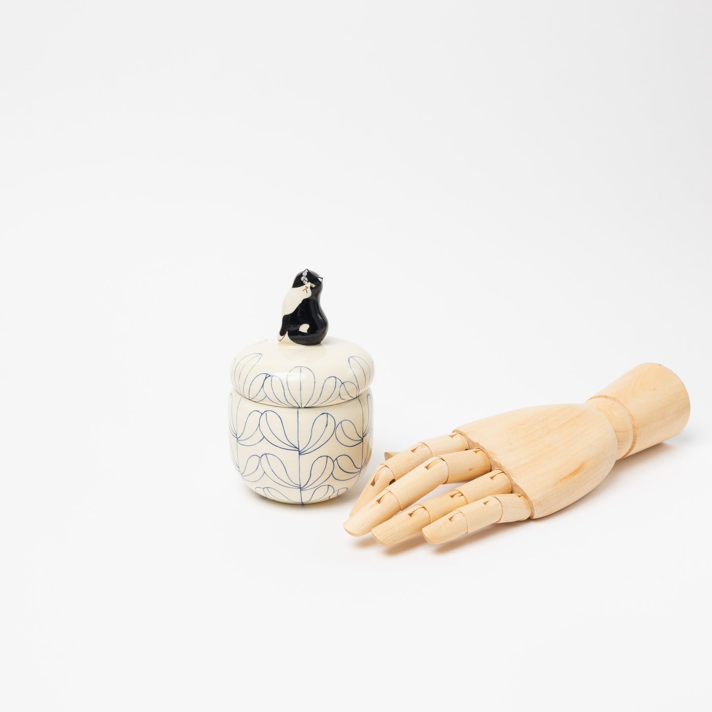 hatohana-蓋物「ネコ」-1