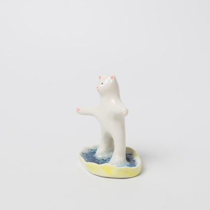 北原祥平-オブジェ（水たまりに立つネコ）