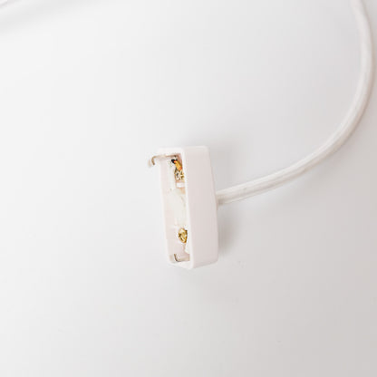 北原祥平-ランプシェード（肩にネコ）-1