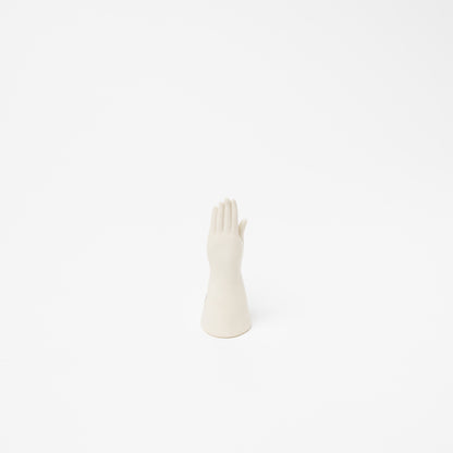KITUTUKI FABRICA-手のオブジェ「quod」-2