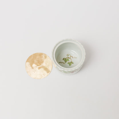 中町いずみx望月若子-小箱「ぶどう唐草」