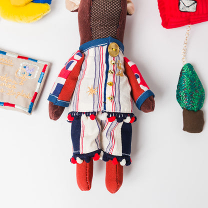 nuico-モビール-くま（郵便屋さん）