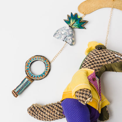 nuico-モビール-わに（探偵）