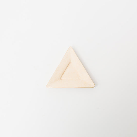 太田一永-トレー・三角-胡桃