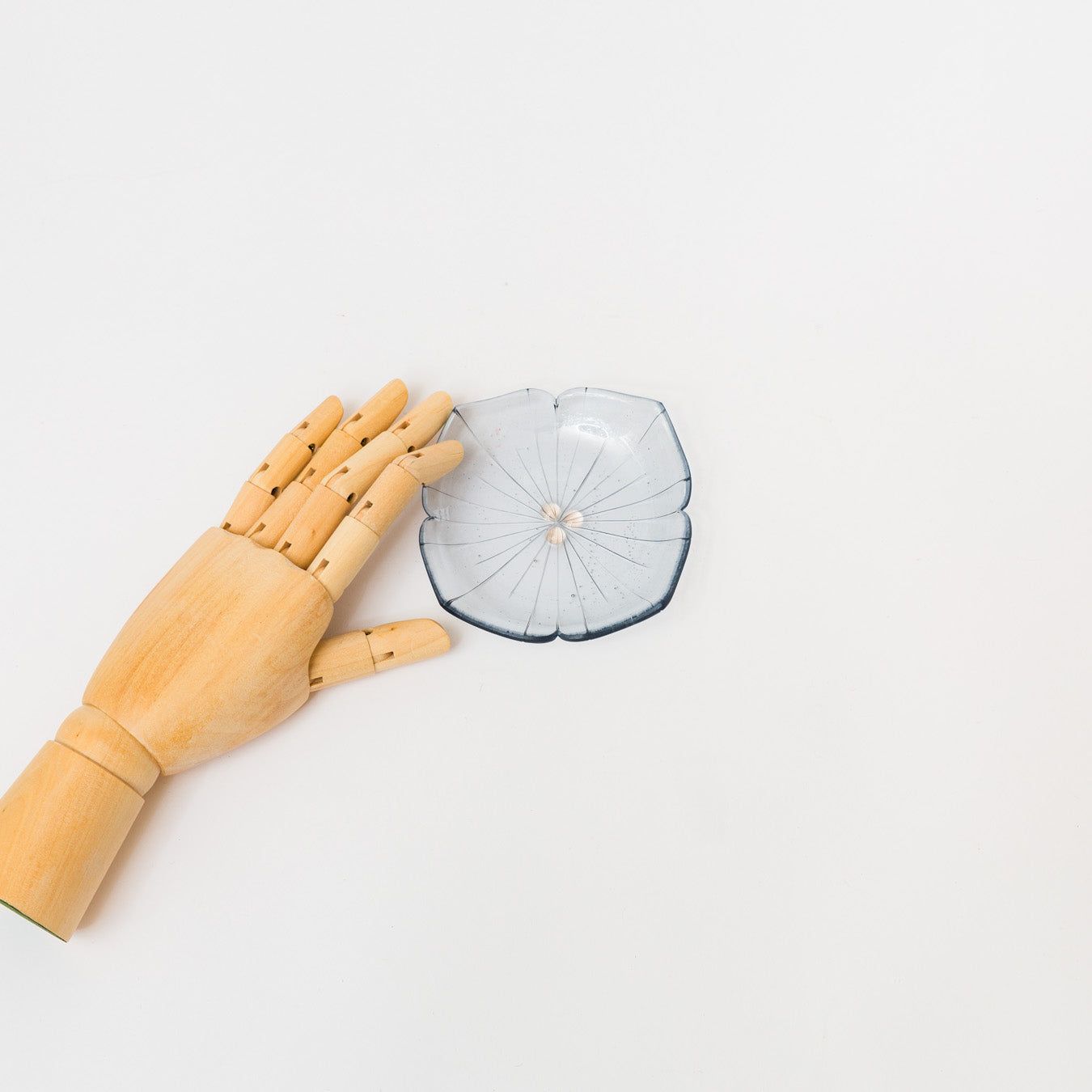 Sasaki shoko Glass works-花形中鉢 ＜A＞