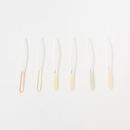 菓子切りのカラー比較参考（左からA,B,C,D,E,F）