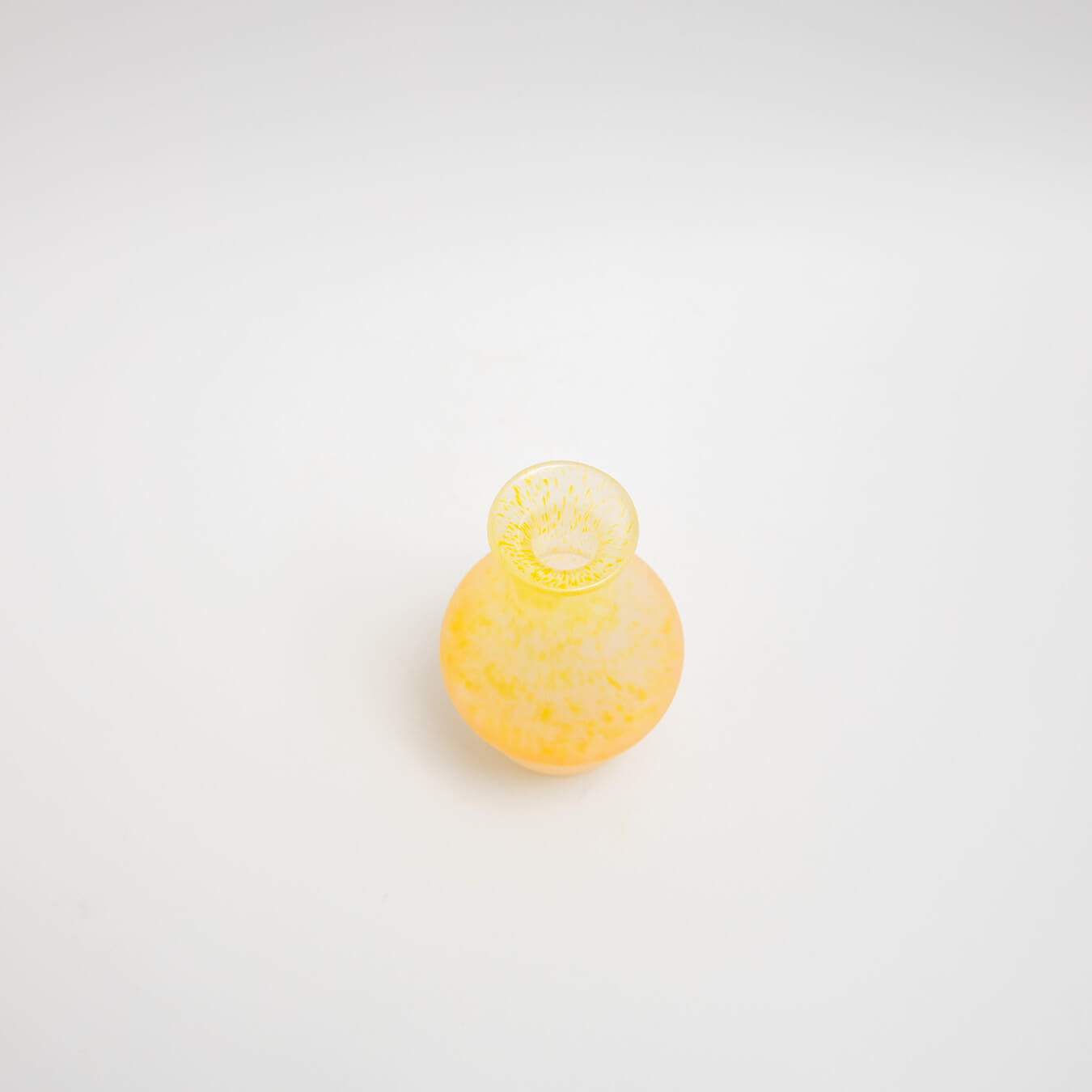 鈴木伊美-瓶-2