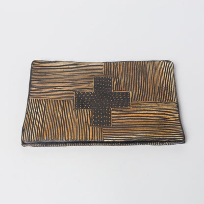 高須愛子-長角皿