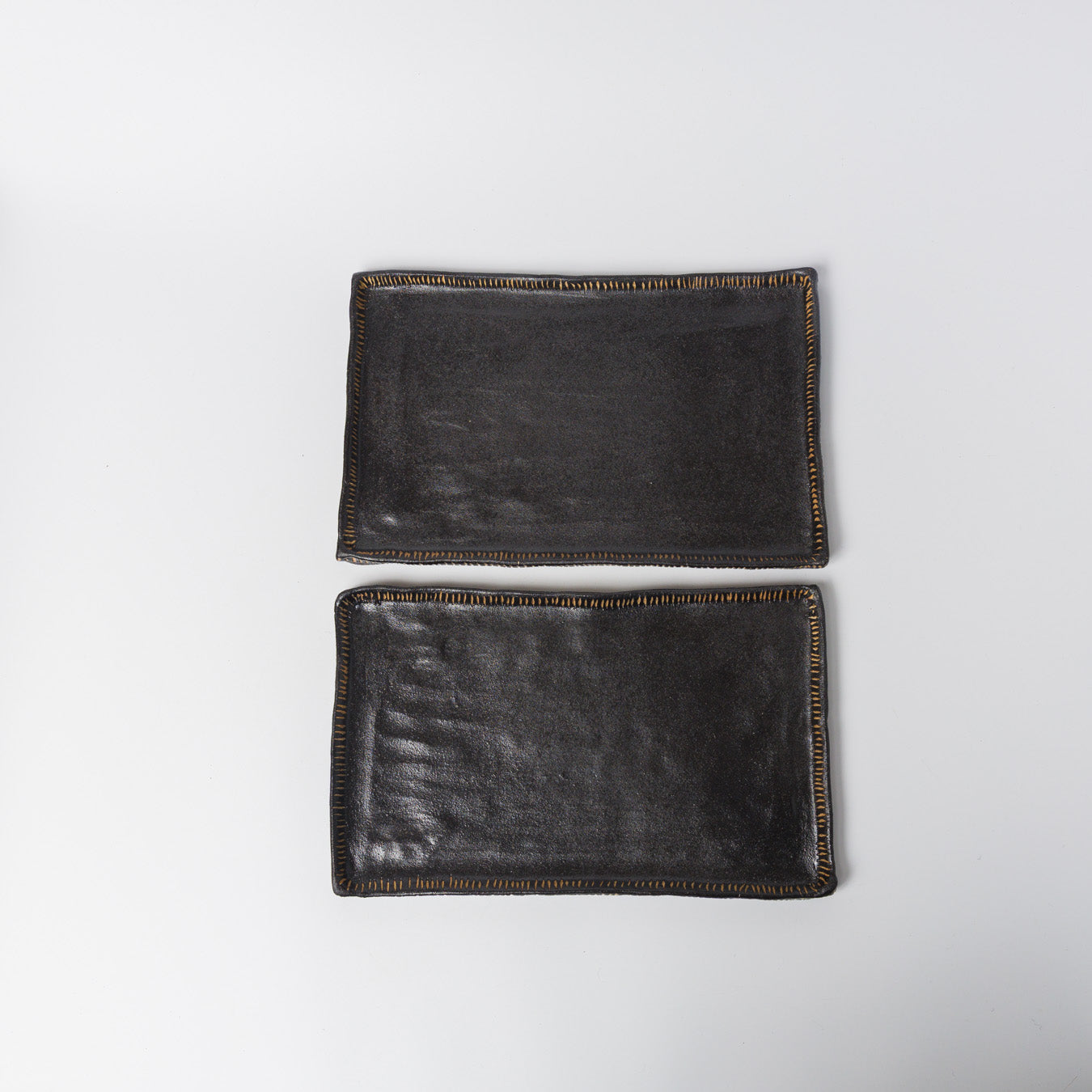 高須愛子-長角皿