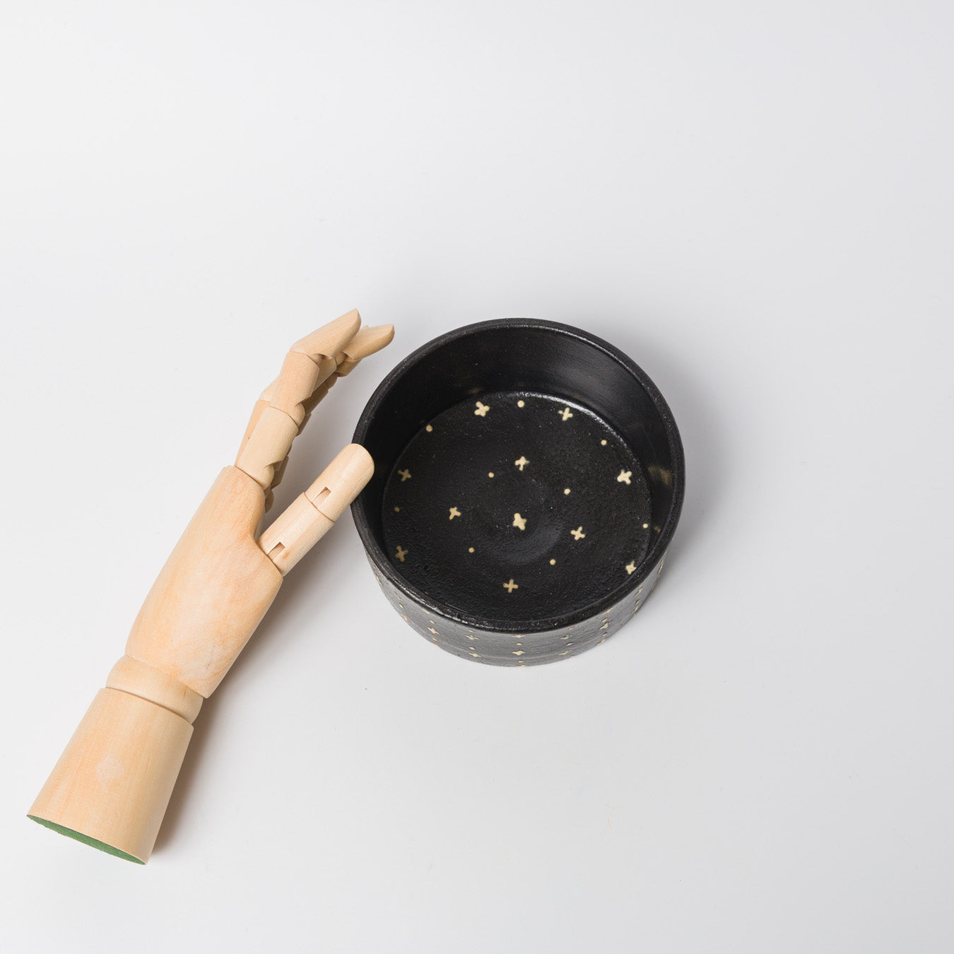 高須愛子-蓋付鉢-大