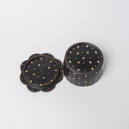 高須愛子-蓋付鉢-中