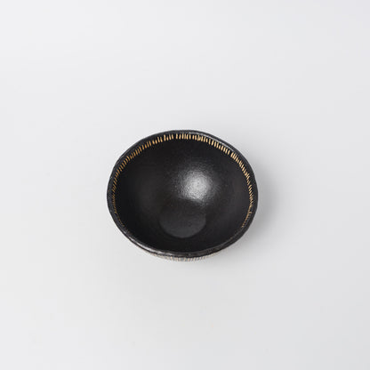 高須愛子-小どんぶり