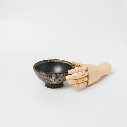 高須愛子-小どんぶり