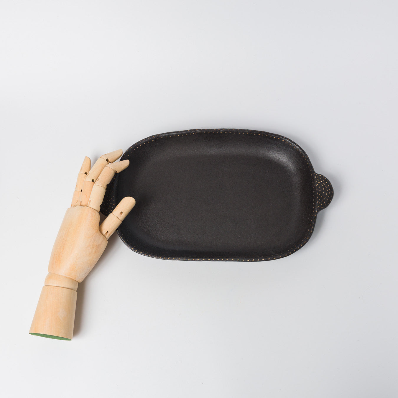 高須愛子-耳付き小判皿