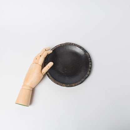 高須愛子-丸中平皿