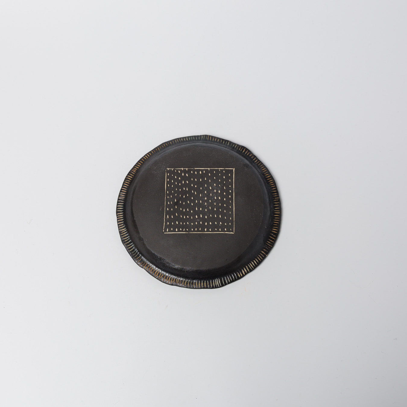 高須愛子-丸小皿