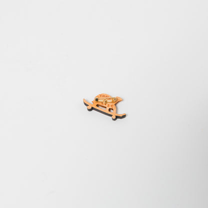 トリノコ-木のブローチ-スケボーに乗ったかめ-2