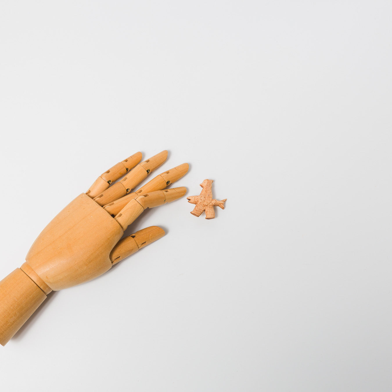 トリノコ-木のブローチ-しゃけくま-A