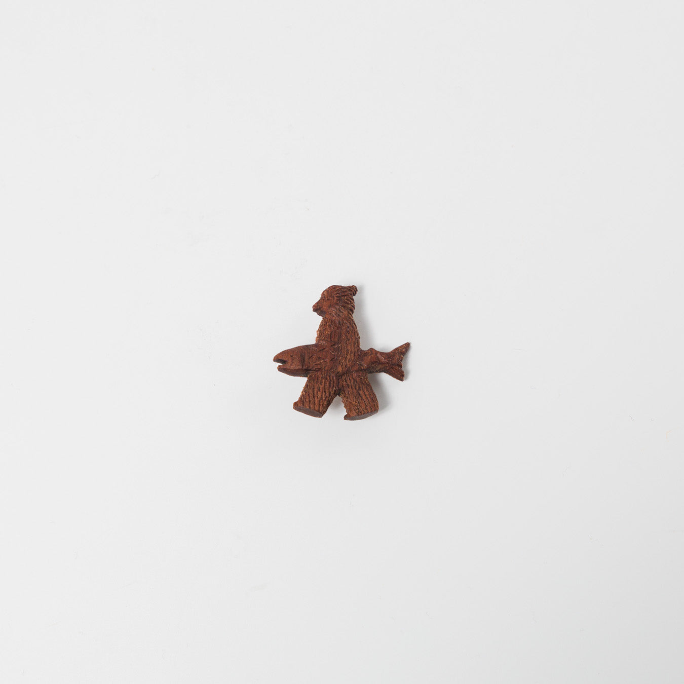 トリノコ-木のブローチ-しゃけくま-B