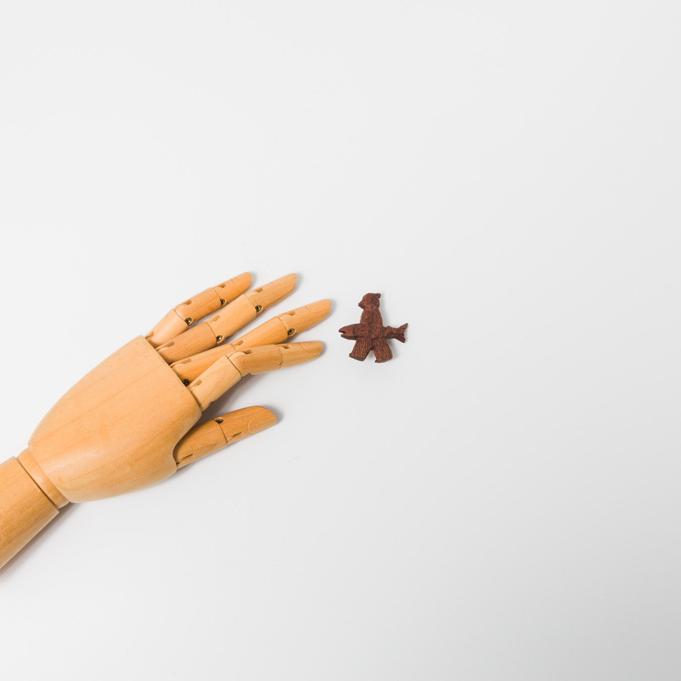 トリノコ-木のブローチ-しゃけくま-B