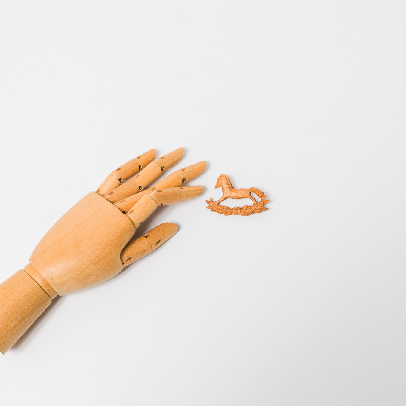 トリノコ-木のブローチ-木馬