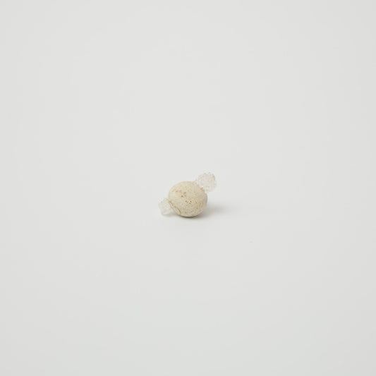 雨氣-石粒ピアス-1