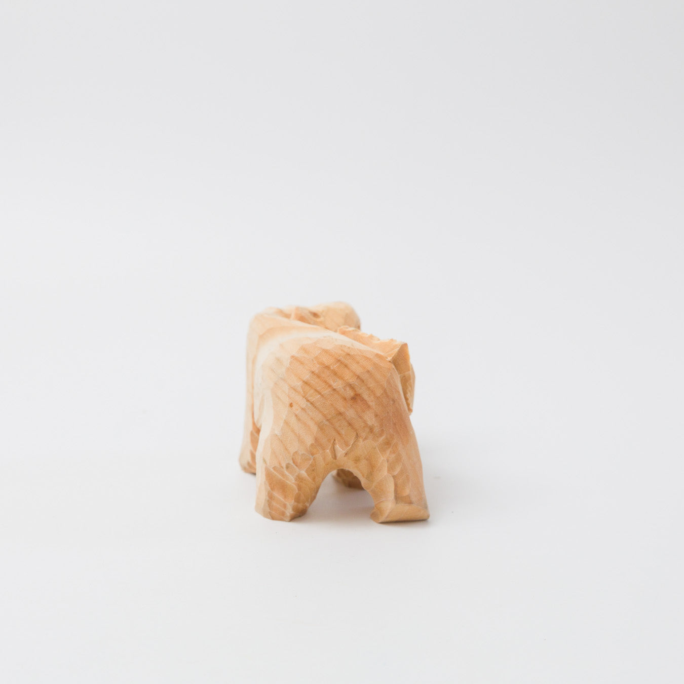 木彫り熊-利さん-喰い熊-3寸-白